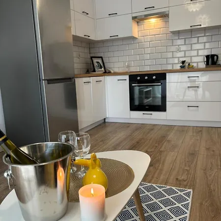 Apartament White Glove Nowe Zatorze Appartamento *