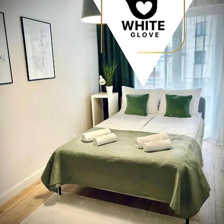 Apartament White Glove Nowe Zatorze *